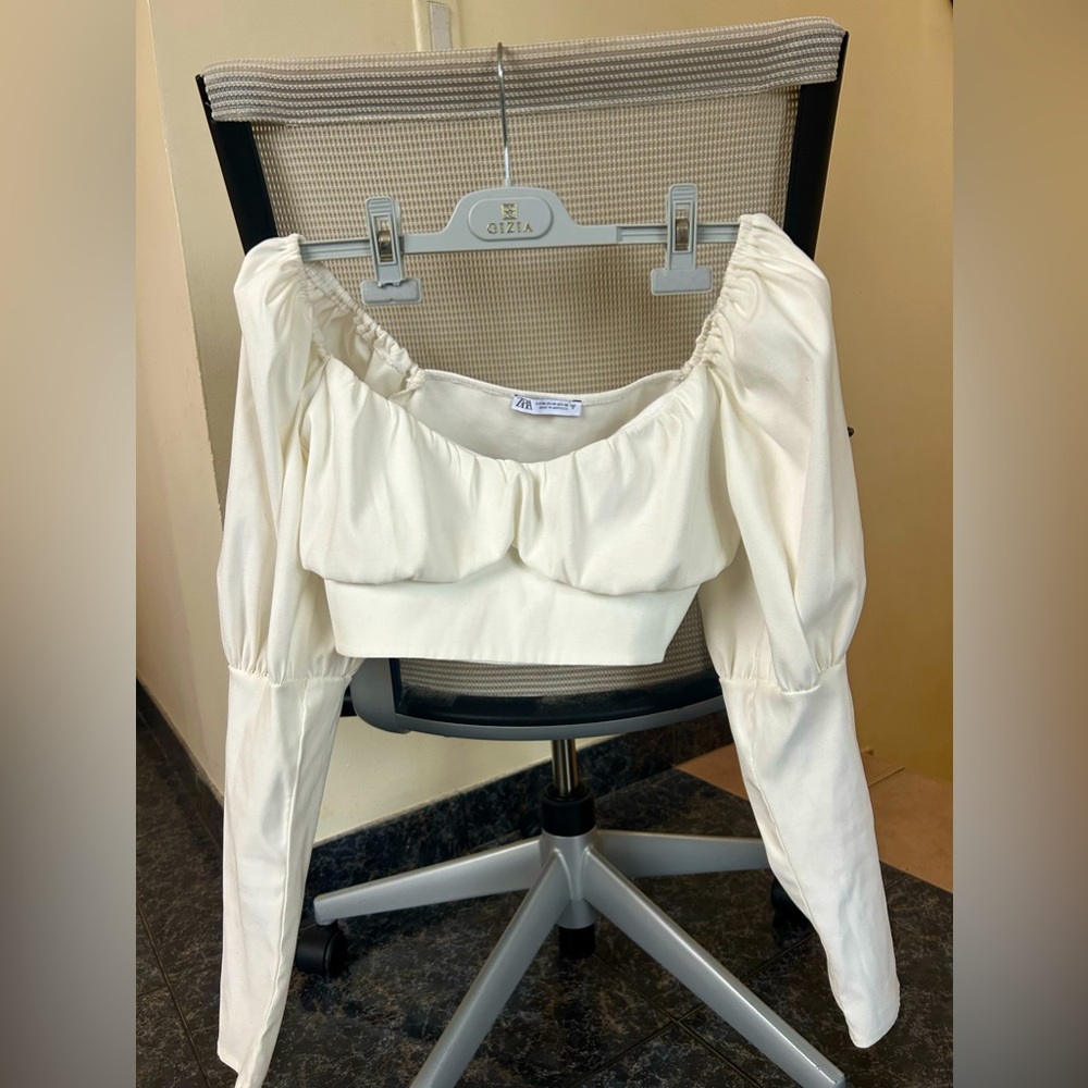 ZARA Top